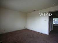 $1,924 / Month Apartment For Rent