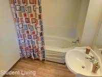 $2,025 / Month Room For Rent: 51 E Green - Smile Student Living | ID: 11515114