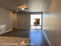 $1,895 / Month Home For Rent: 730 Bluffs Court #102 - Dickson Realty - David ...