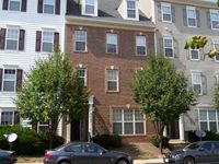 $2,700 / Month Townhouse For Rent