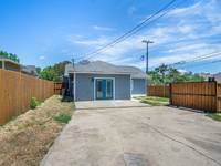 $2,990 / Month Home For Rent: Updated Oak Cliff Home On Desirable Corner Lot ...