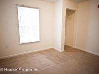 $2,796 / Month Home For Rent: 110 South Roberson Street 3A Stonecrop 3A - Mil...