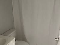 $1,050 / Month Apartment For Rent: 201 S. 52nd Street - Apartment #4 - Newly Renov...