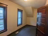 $800 / Month Apartment For Rent