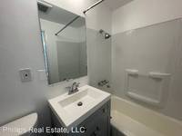 $1,695 / Month Apartment For Rent: 301 26th Ave S, Apt 14 - 301 Apartments - Hidde...