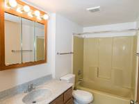 $895 / Month Apartment For Rent: 2955 W Lawrence Street, Apt E-10 - Diamond Prop...