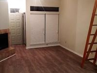 $1,475 / Month Loft For Rent