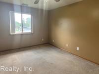 $1,495 / Month Home For Rent: 2636 Stadium View #8 - Old Town Realty, Inc. | ...