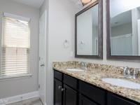 $2,600 / Month Home For Rent: Beds 3 Bath 2.5 Sq_ft 1714- Www.turbotenant.com...