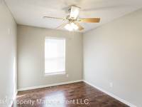 $2,045 / Month Home For Rent: 3606 NE 81st Ter - Atlas Property Management LL...