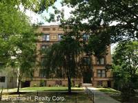 $1,950 / Month Apartment For Rent: 250 South Harrison Street - Apt 34 - The Sapphi...