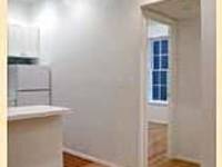 $2,933 / Month Apartment For Rent