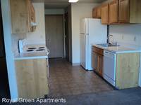 $1,525 / Month Apartment For Rent: 3811 NE Royal View Avenue #A08 - Royal Green Ap...