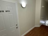 $1,350 / Month Apartment For Rent: 1518 1/2 Harrison - Large 3 Bedroom 2 Bathrooms...