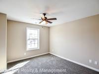 $1,200 / Month Apartment For Rent: 157 Center Pointe Dr. - B - Copper Key Realty &...