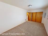 $1,595 / Month Apartment For Rent: 2612 SE Francis Street - Performance Properties...