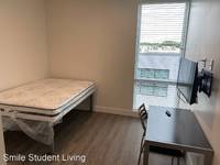 $2,150 / Month Room For Rent: 208 E Clark - Smile Student Living | ID: 9836806