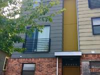 $2,895 / Month Home For Rent: 4331 9th Ave NE, Unit A - Maple Leaf Real Estat...