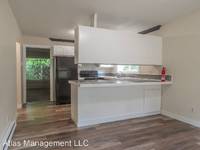 $2,295 / Month Apartment For Rent: 3455 SW Beaverton Hillsdale Hwy - Atlas Managem...