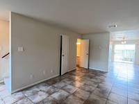 $1,300 / Month Apartment For Rent: 1516 East Sam Houston Pkwy S 705 - San Augustin...