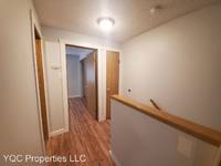 $1,598 / Month Apartment For Rent: 5114 NE 34th Street - A5 - YQC Properties LLC |...