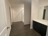 $2,400 / Month Home For Rent: Beds 4 Bath 2 - Www.turbotenant.com | ID: 11500799