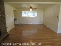 $2,695 / Month Home For Rent: 905 Country Club Ct - Highland Realty & Man...