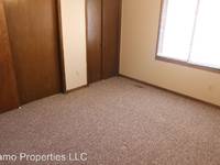 $1,000 / Month Apartment For Rent: 3435 SE 20th St - Camo Properties LLC | ID: 115...