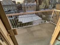 $2,700 / Month Home For Rent: House+3Bdrm2Bathrmfull+Balcony+Dishwasher+Laund...