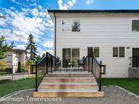 $2,295 / Month Apartment For Rent: 5707 202nd St SW - Unit 01 - Dimension Townhous...