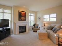 $1,800 / Month Townhouse For Rent: Exquisite Townhome, Fireplace, Gourmet Kitchen,...