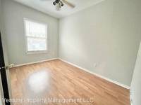 $1,300 / Month Apartment For Rent: 1718-34 E Lafayette PL - 1734-1 - Venture Prope...