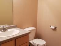 $1,395 / Month Apartment For Rent: 1051 W MacArthur Ave - Compass Real Estate Mana...