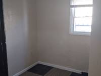 $850 / Month Room For Rent: 253 MEYRAN AVE 2 - Barnanza Management | ID: 10...