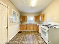 $1,275 / Month Apartment For Rent: 611 Prospect Avenue NE - Lighthouse Property Ma...