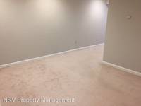 $900 / Month Home For Rent: 3004 E Shire Circle - NRV Property Management |...