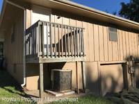 $850 / Month Apartment For Rent: 206 S. Sugar Creek Blvd. - Rowan Property Manag...