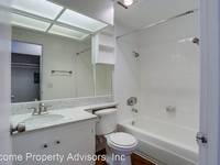 $2,450 / Month Apartment For Rent: 363 Playa Del Sur, #12 - Income Property Adviso...