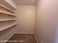 $830 / Month Apartment For Rent: 712 13th Street #08 - Swift Properties, LLC | I...