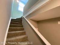 $1,000 / Month Apartment For Rent: 112 W Oak Street - 112-3 - The L Property Holdi...