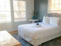 $1,295 / Month Apartment For Rent: 1420 Boren Ave, Apt 211 - Embassy Apartment Par...