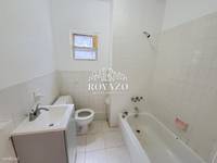 $1,795 / Month Apartment For Rent: Beds 3 Bath 1 - Rovazo Realty Group | ID: 11468349