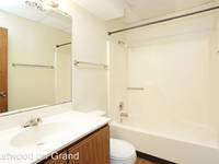 $785 / Month Apartment For Rent: 2116 Grand Avenue Unit 2116-14 - Eastwood On Gr...