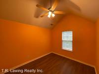 $1,695 / Month Home For Rent: 7645 Hidden Creek Drive - T.R. Lawing Realty In...