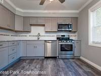 $1,795 / Month Apartment For Rent: 1500 West Grand Street - C5 - Forest Park Townh...