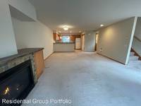 $3,200 / Month Home For Rent: 5629 FAUNTLEROY WAY SW #A - Residential Group P...