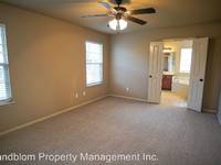 $2,050 / Month Home For Rent: 1611 West Austin Place - Sandblom Property Mana...