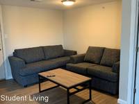 $1,200 / Month Room For Rent: 105 S Wright - Smile Student Living | ID: 10872720