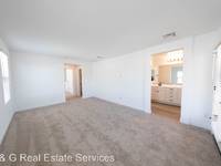 $2,695 / Month Home For Rent: 4807 S Nageli - E & G Real Estate Services ...