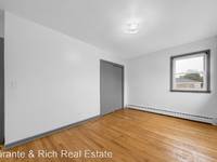 $1,400 / Month Apartment For Rent: 6950 W Higgins - 2F - Durante & Rich Real E...